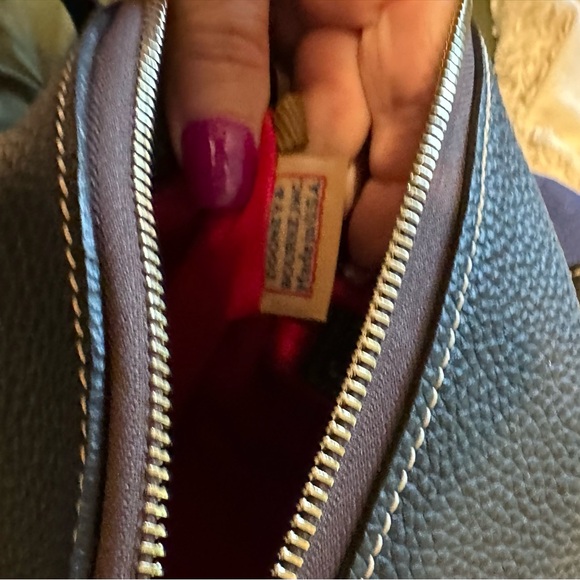 SOLD DO NOT BUY
D&B Pebble Grain Satchel - Picture 9 of 11